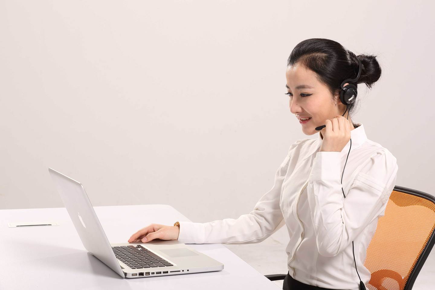 對(duì)講機(jī)行業(yè)的下一個(gè)爆款？藍(lán)牙對(duì)講機(jī)才是大勢(shì)所趨！